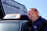 Taxis à Cannes : réclament des contrôles accrus contre les VTC illégaux tout l'été