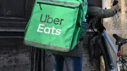 Uber Eats arrive à Mèze : tielles et plats livrés dans l'Hérault