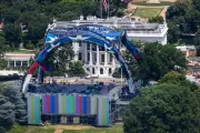 UFC à la Maison Blanche : les images des installations qui font débat