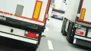 Un routier regarde des images érotiques au volant et tue un père de famille