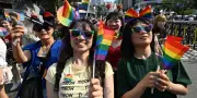 Vidéo : des milliers de personnes rassemblées au festival queer à Séoul