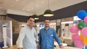 Vincent et Thomas ouvrent un nouveau magasin Krys à Saint-Laurent-des-Arbres