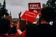 Violences faites aux femmes et aux enfants : les mesures phares de la proposition de loi intégrale