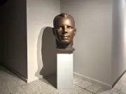 Zelensky « corrompu » à Berlin : la Maison Russe au cœur de la guerre des récits