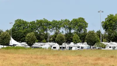 120 caravanes des gens du voyage s'installent illégalement à Dassargues