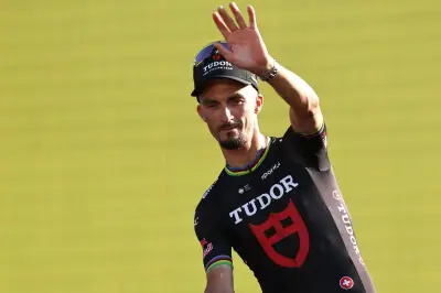 Alaphilippe laisse entendre qu'il pourrait quitter le Tour de France