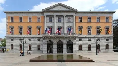 Annecy : des élus accusés d'avoir acheté 1 000 journaux pour cacher un viol