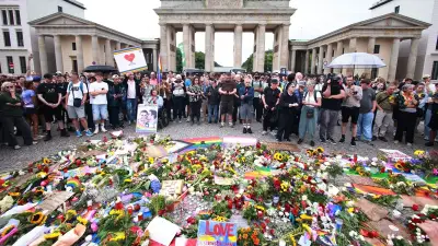 Attaque à la Gay Pride de Berlin : un mort, 16 blessés, le suspect toujours recherché