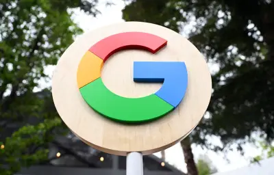 Bruxelles impose à Google d'ouvrir Android aux IA rivales