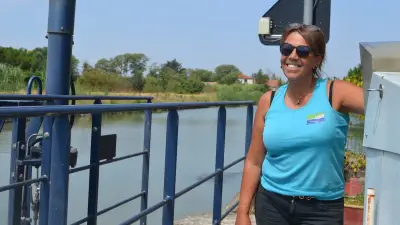 Canal du Midi : rencontre avec Djina, l'une des dernières éclusières