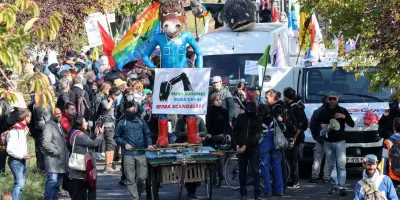 Canal Seine-Nord : plusieurs centaines de manifestants dans le Pas-de-Calais