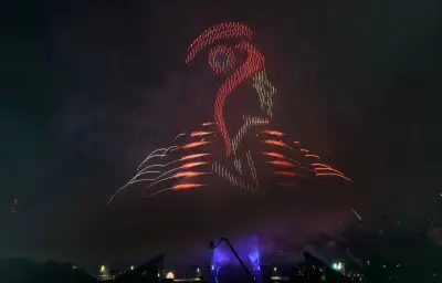Canicule : les feux d'artifice du 14-Juillet menacés, les drones gagnent du terrain