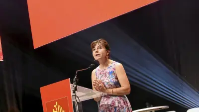 Carole Delga dévoile un plan de soutien pour les cafés devant 800 maires