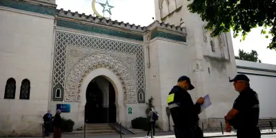Centenaire mosquée Paris : Nunez promet stratégie antireligieux