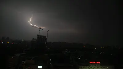 Chine : 15 morts et des centaines de blessés après des orages violents