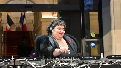 Concert de Barbara Butch interrompu par des militants pro-palestiniens à Grenoble