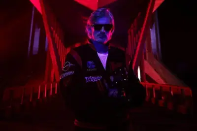 DJ Kavinsky décède à 50 ans : une enquête ouverte