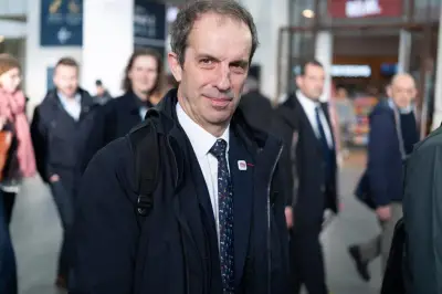 En débarquant le PDG de SNCF Voyageurs, Castex muscle sa mainmise