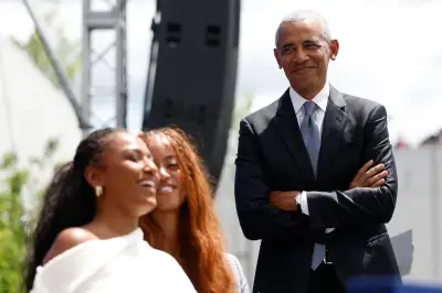 Exclusif : trois suspects interpellés près de Malia Obama le soir du 14-Juillet