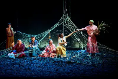 Festival d'Avignon : «Nous» ou le paradoxe du hérisson, ça pique à peine