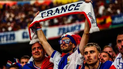 France-Espagne : minute de silence pour Nice, Varane encourage les Bleus