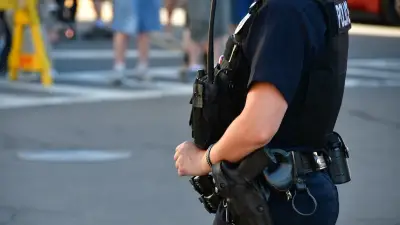Fusillade à Toronto : deux morts et des tireurs en fuite lors d'un festival