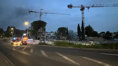 Incendie d'une grue à Montpellier : les pompiers maîtrisent le feu