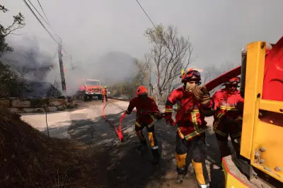 Incendies dans le Var : tension à Cotignac, reprise violente des feux