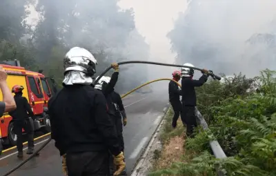 Incendies en France : 950 pompiers mobilisés, un pompier mis en examen