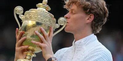 Jannik Sinner, vainqueur à Wimbledon, inspire la nouvelle génération