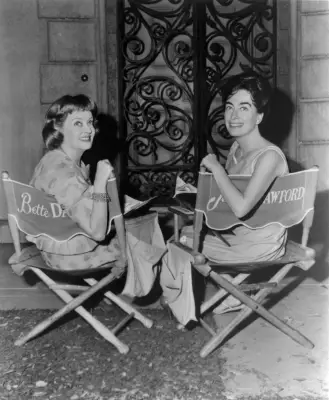Joan Crawford et Bette Davis, la rivalité qui a fait Hollywood
