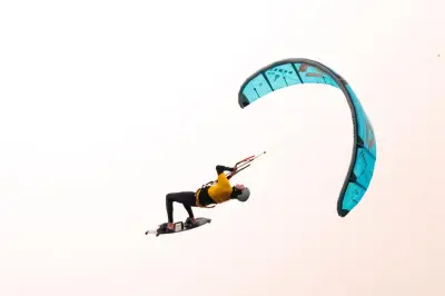 King of the Almanarre : la 5e manche de kite à Hyères ce dimanche