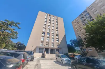 La Seyne : 3 semaines sans ascenseur, les locataires à bout
