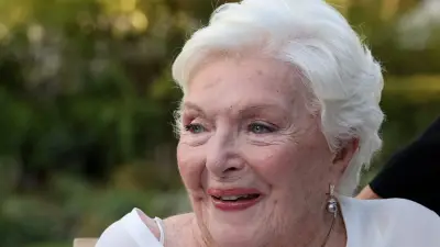 Line Renaud : « Je veux mourir libre et digne » à 98 ans