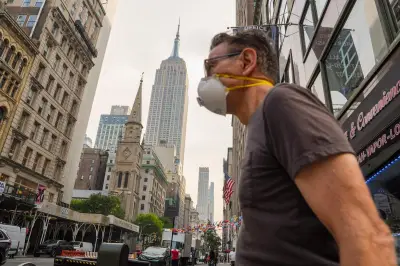 New York plongée dans un brouillard de fumée avant la finale de la Coupe du Monde