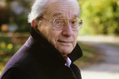 Paul Ricœur en 2000 : critique de la mémoire instrumentalisée