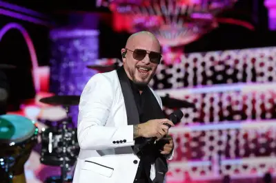 Pitbull à Nice : 35 000 fans, record du monde et nostalgie