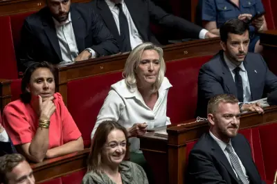 Pourquoi Sébastien Lecornu s'intéresse au financement de Marine Le Pen