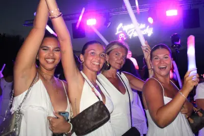 Premier Apéro des Frenchy à Saint-Tropez : 1000 personnes à la Citadelle