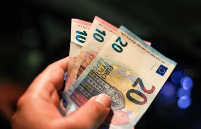 Primes aux bacheliers 2026 : jusqu'à 160€ offerts par les banques