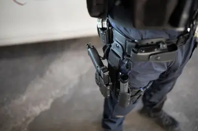 Pétition contre la présomption de légitime défense des policiers examinée mais vouée à l'échec