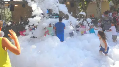 Retour de la soirée mousse pour enfants à Bassan le 25 juillet