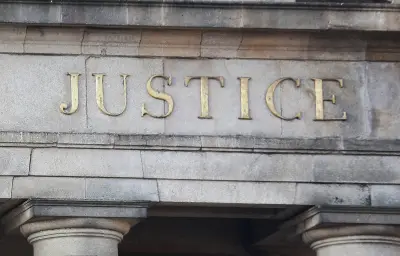 Salut nazi à Mulhouse : trois mois de prison avec sursis