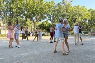 Test d'ateliers de danse de salon en plein air à Draguignan