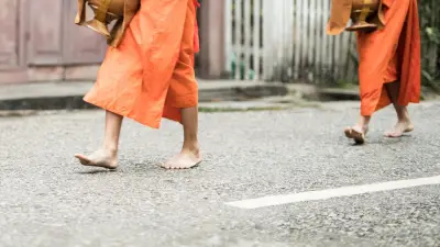 Thaïlande : un enfant au volant tue huit moines bouddhistes