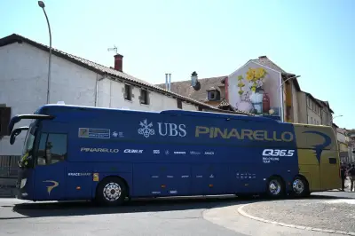 Tour de France : les équipes traitées de manière équitable, rétorquent les organisateurs