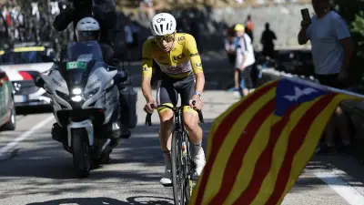 Tour de France : Pogacar écrase l'Alpe d'Huez, Martinez résiste