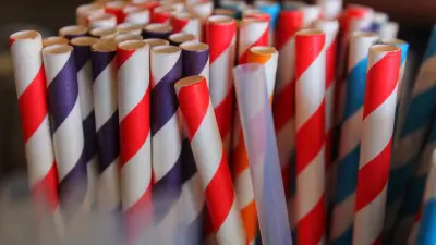 Étudiant français condamné à une amende pour paille léchée à Singapour
