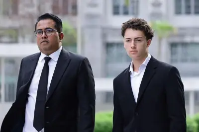 Étudiant français évite la prison à Singapour pour avoir léché une paille