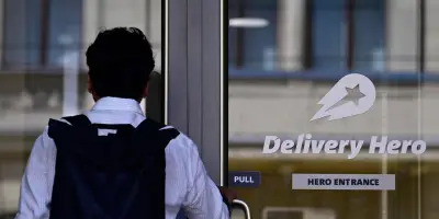 Uber rachète Delivery Hero, consolidation de la livraison